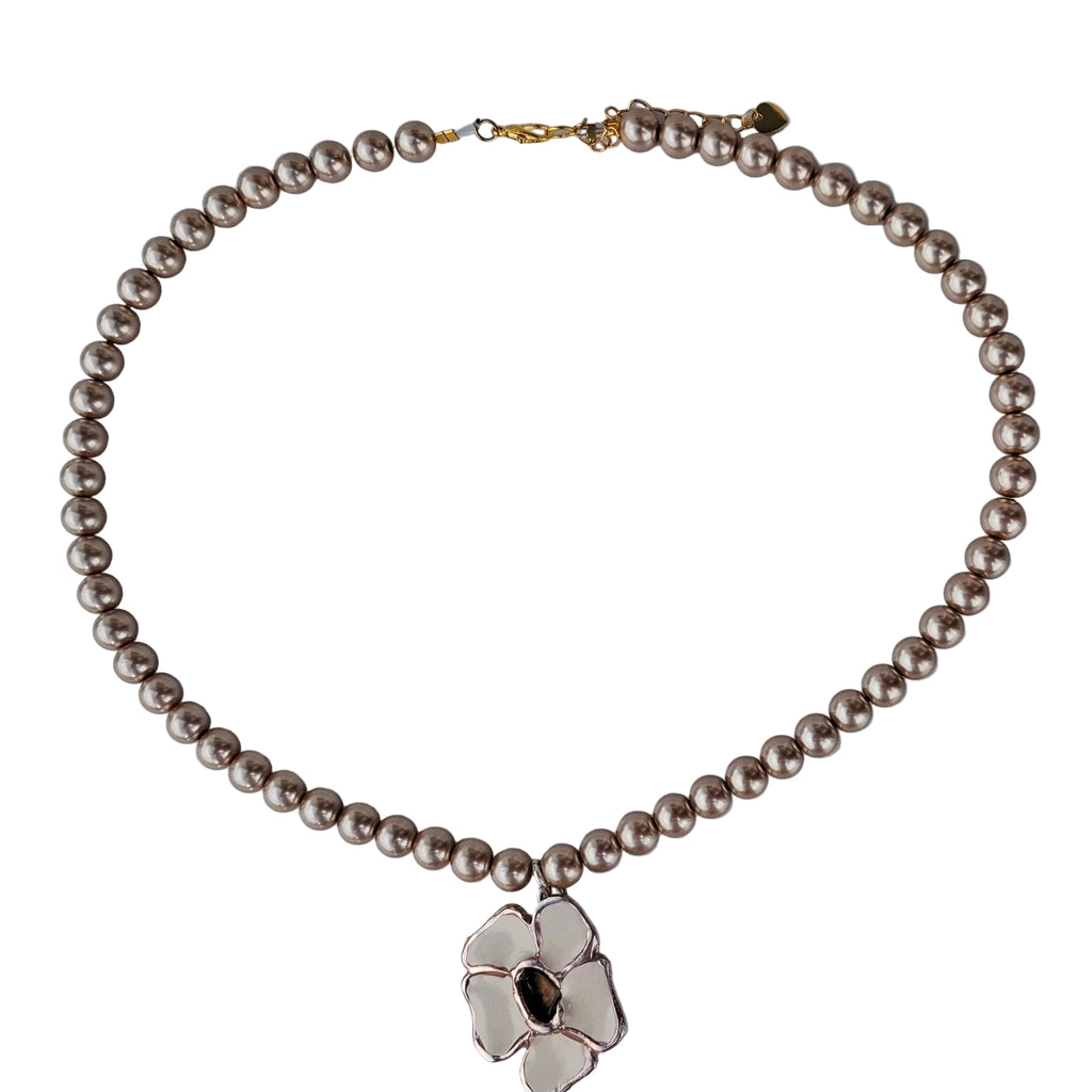 Gold Daisy Necklace