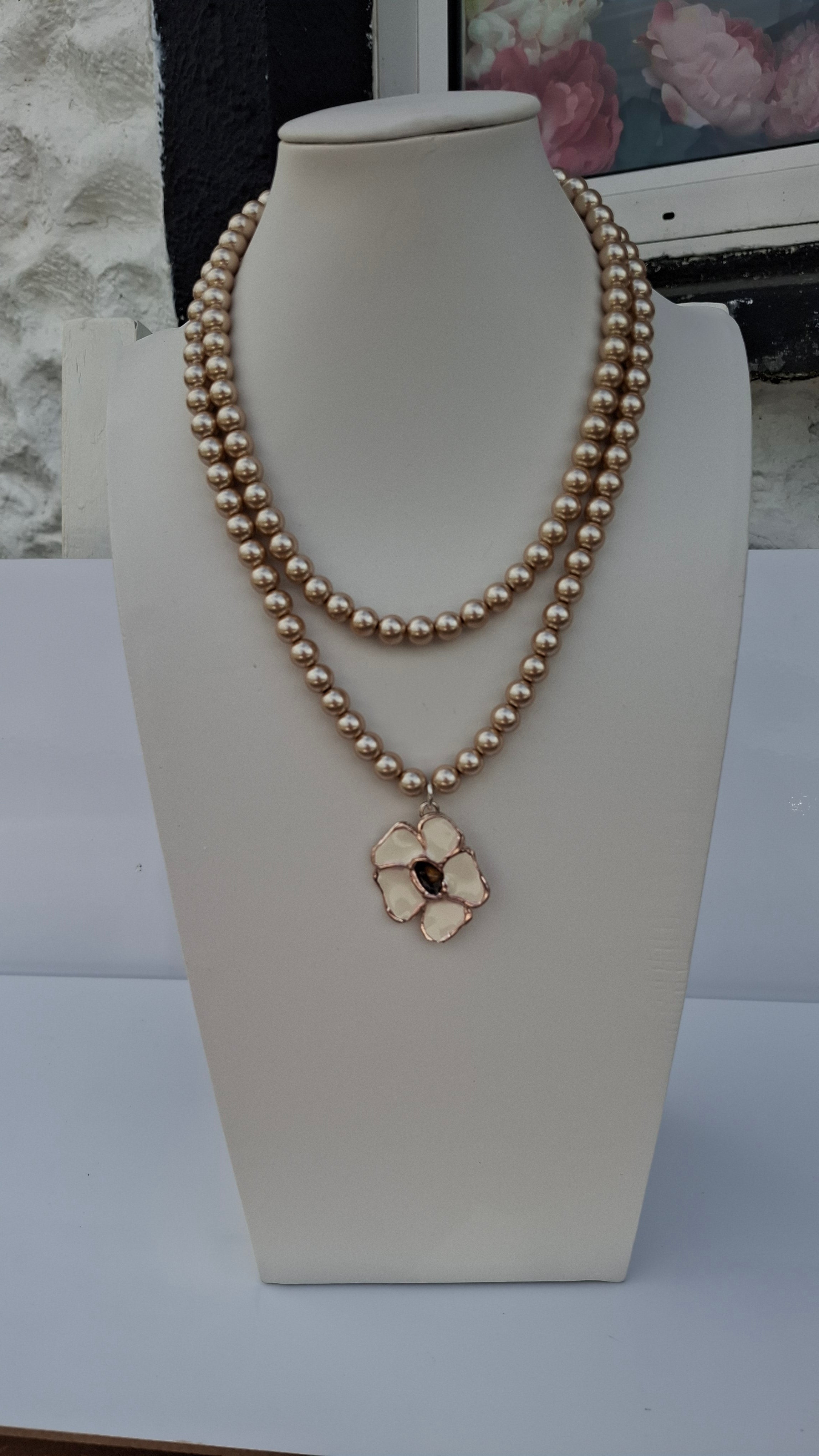 Gold Pearl Necklace